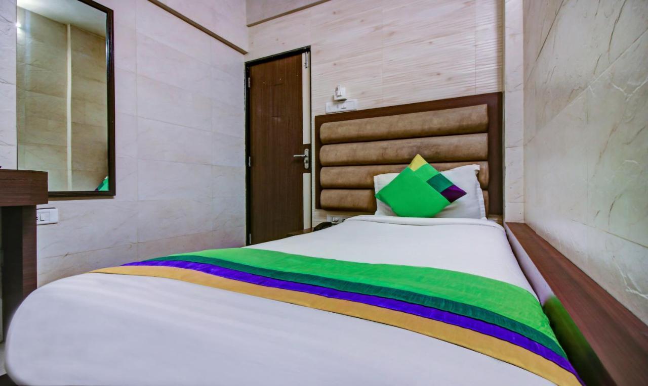 Treebo Lake Bloom Powai Mumbai Exterior photo