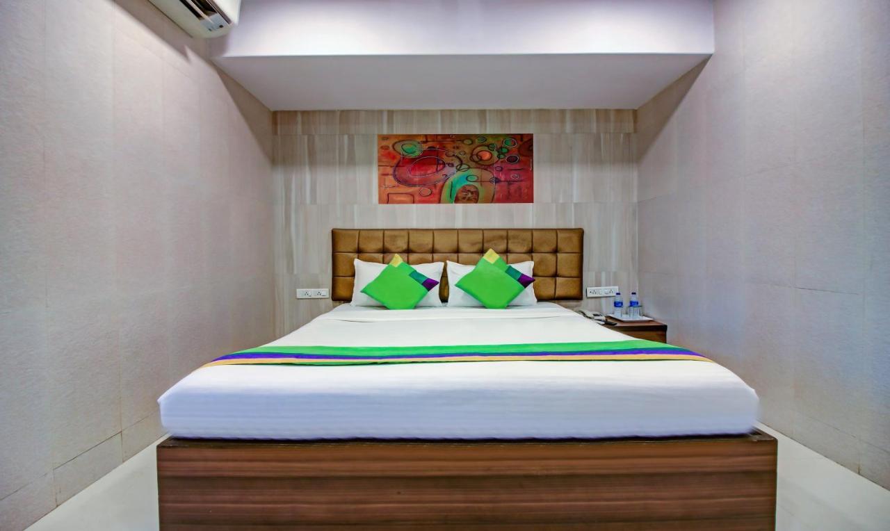 Treebo Lake Bloom Powai Mumbai Exterior photo